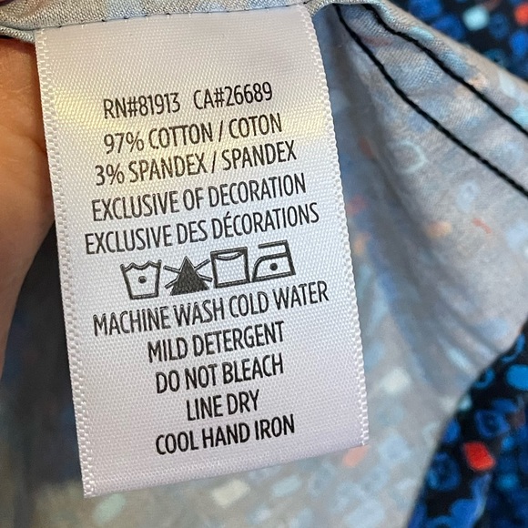 Robert Graham Ludwig Geo Print Stretch Button-Up Shirt, Navy, NWT, Size Medium - Picture 11 of 15